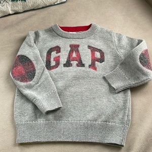 Gap Pullover sweater